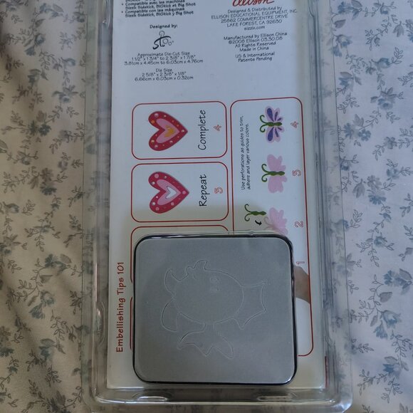 Sizzix Sizzlets: Sea Animals - Picture 2 of 2